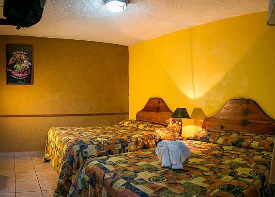 H. Posada San Alejandro パツクアロ エクステリア 写真